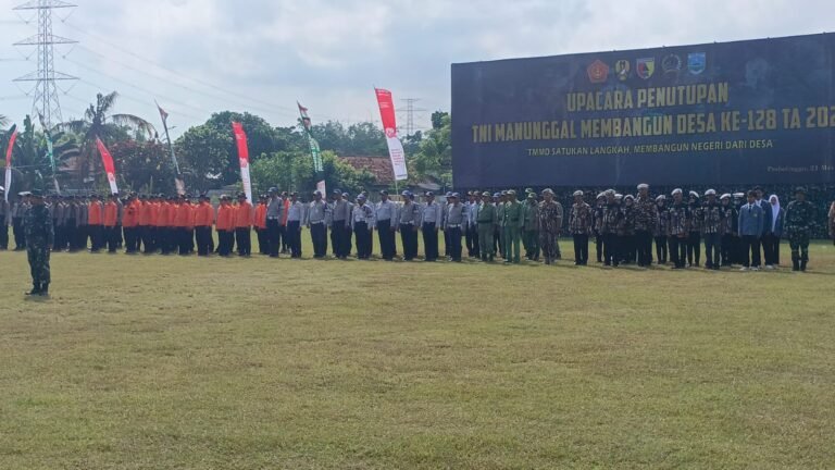 Kasdam V / Brawijaya Brigjen TNI Zainul Bahar Pimpin Upacara Penutupan TMMD Ke-128 Kodim 0820/Probolinggo